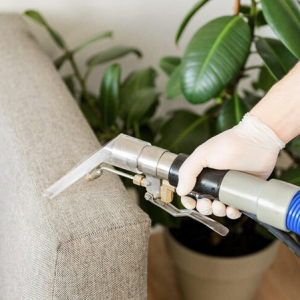 Screenshot 2025-08-05 at 11-15-42 Steam seat washing vectors photos and PSD files Free download Buharlı Yatak Temizliği